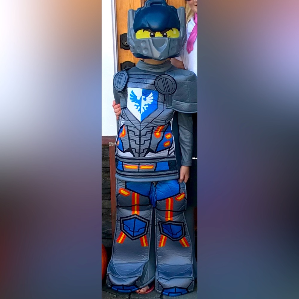 Lego Nexo Knights Clay Costume size Small (4-6)